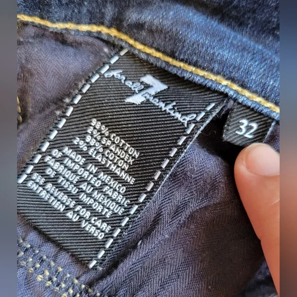 7 For All Mankind Bootcut Jeans - Picture 4 of 7